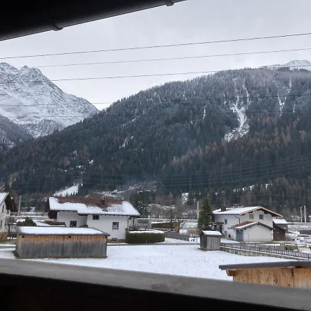 Alpenhof Huber 아파트 *